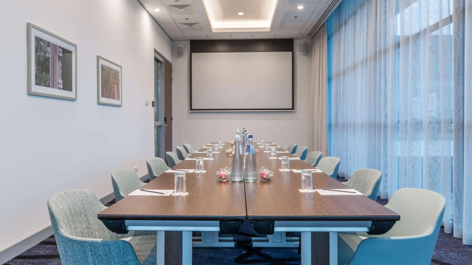 Radisson Blu Hotel Amsterdam Airport, Schiphol 스키폴